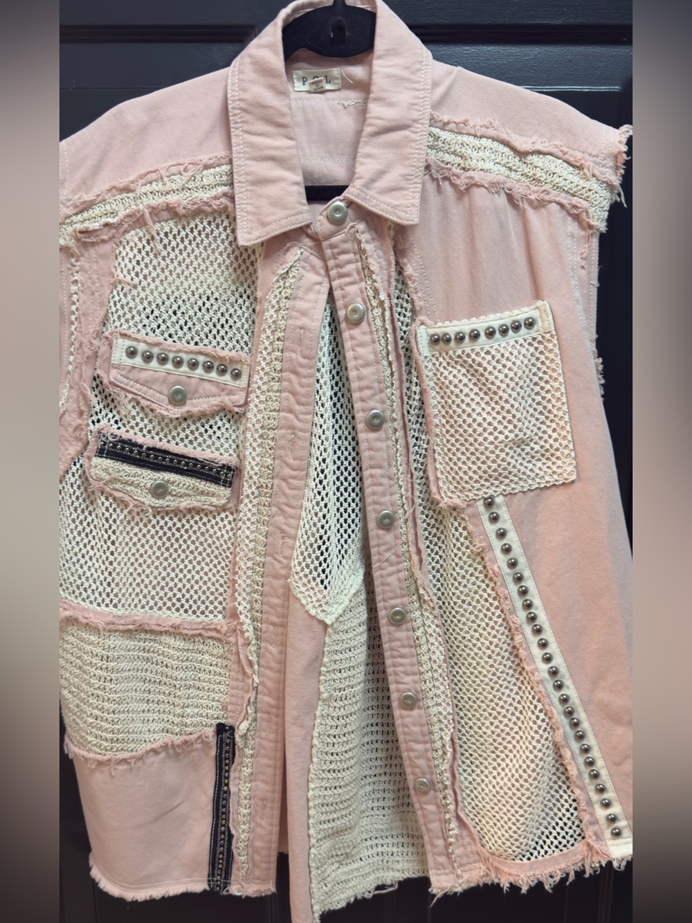 POL Women’s Pink cotton and Crochet-Panel Button-Front vest